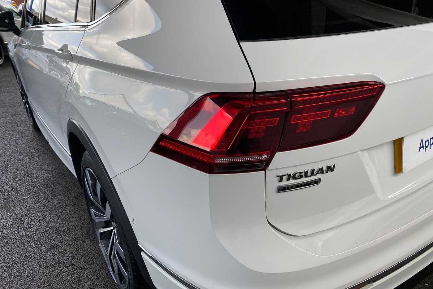 Volkswagen Tiguan Allspace 1.5 TSI EVO R-Line Tech SUV 5dr Petrol DSG Euro 6 (s/s) (150 ps)